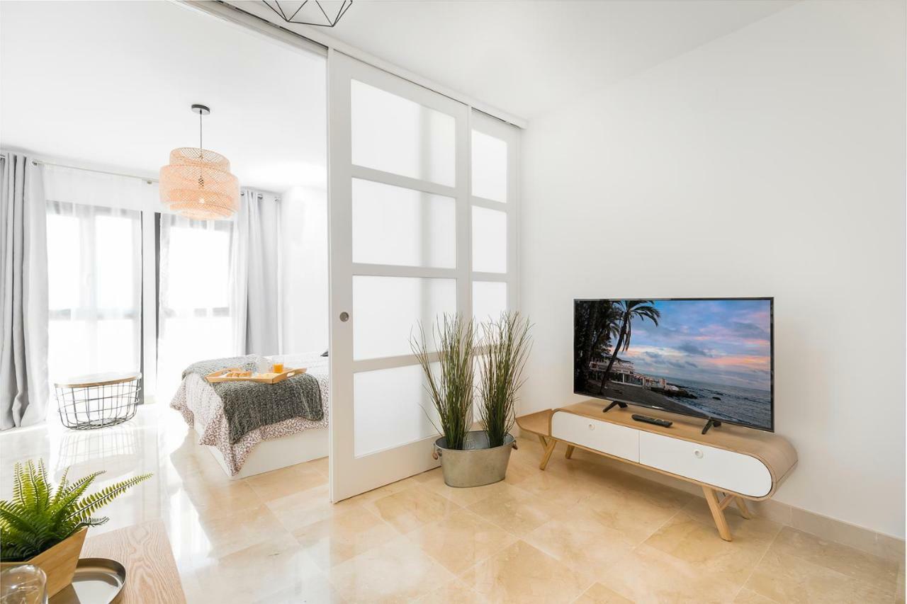 Apartamento Lujo Ancha Del Carmen Malaga Exterior photo
